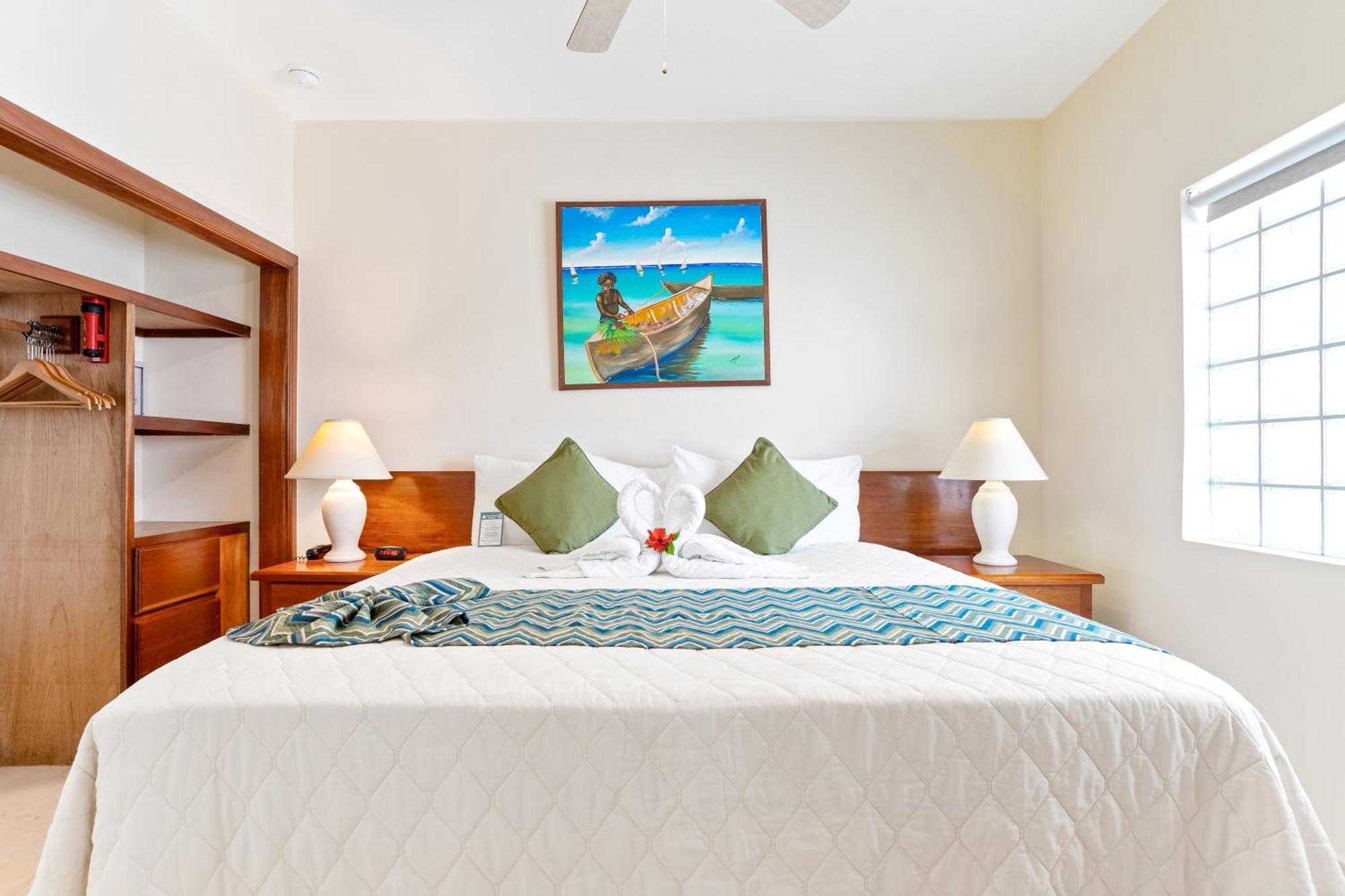 Sunbreeze Suites San Pedro  Eksteriør billede