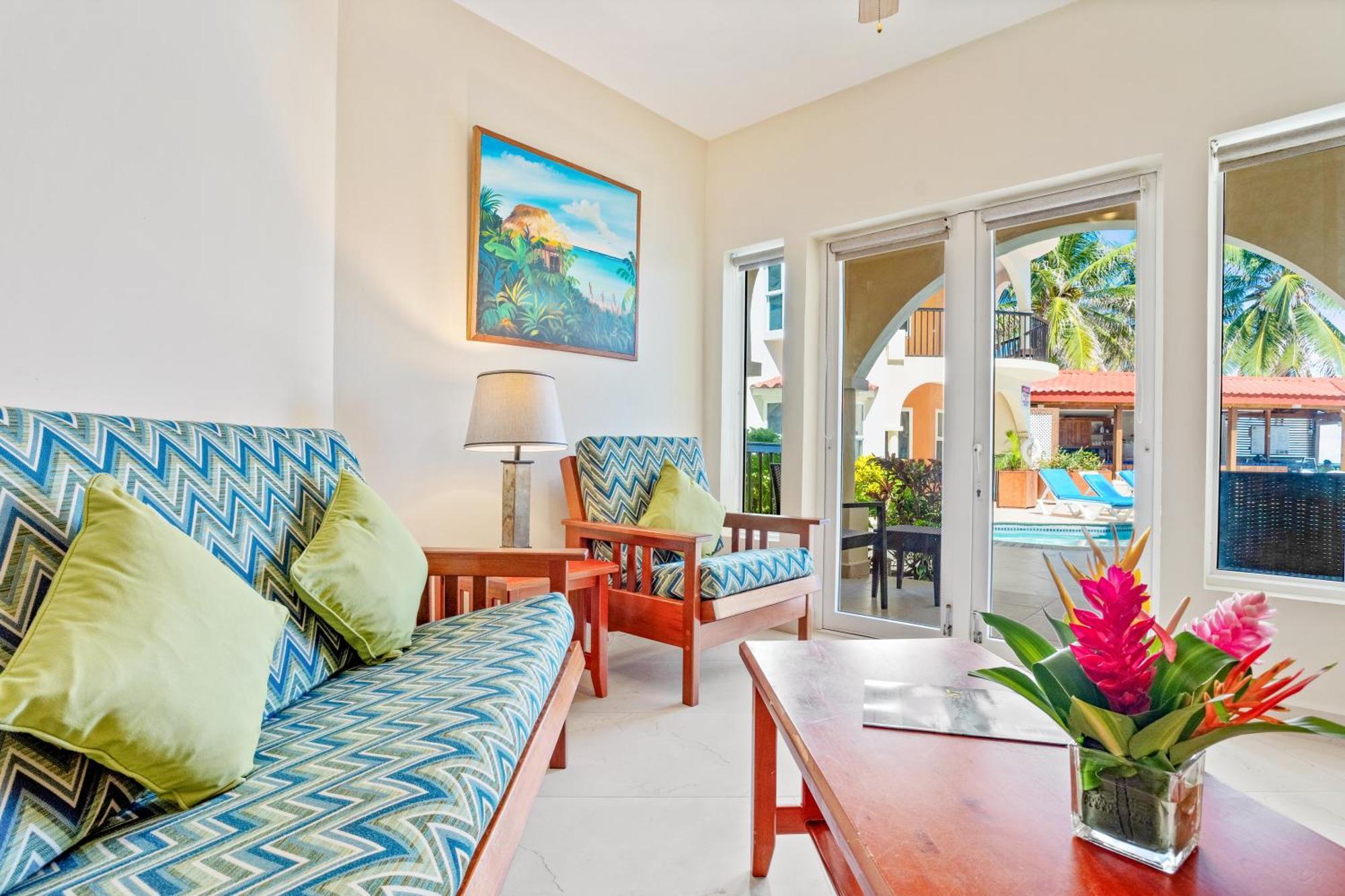 Sunbreeze Suites San Pedro  Eksteriør billede