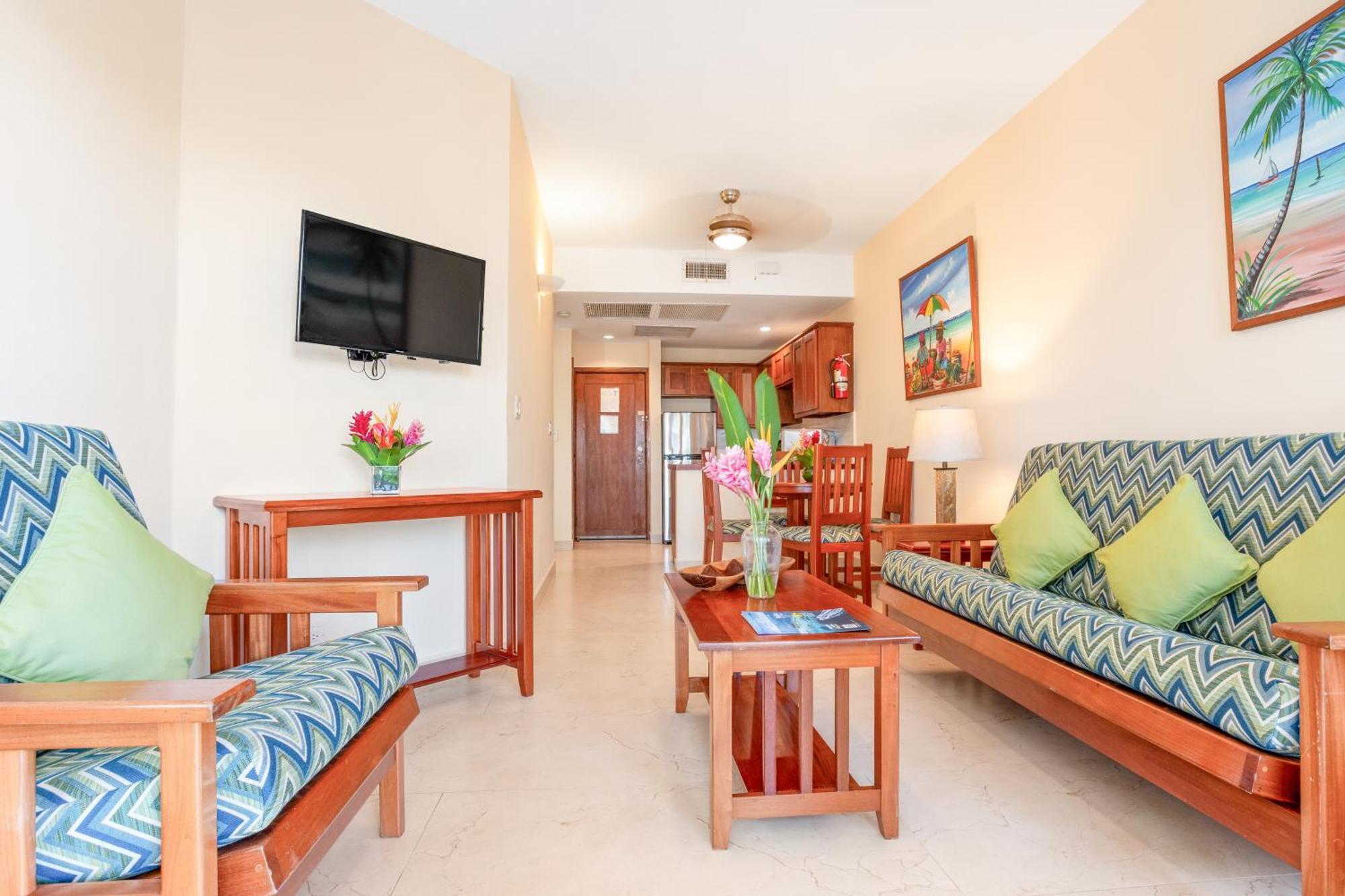Sunbreeze Suites San Pedro  Eksteriør billede