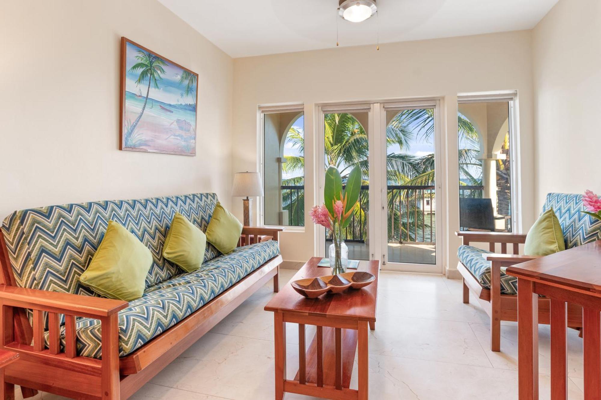 Sunbreeze Suites San Pedro  Eksteriør billede